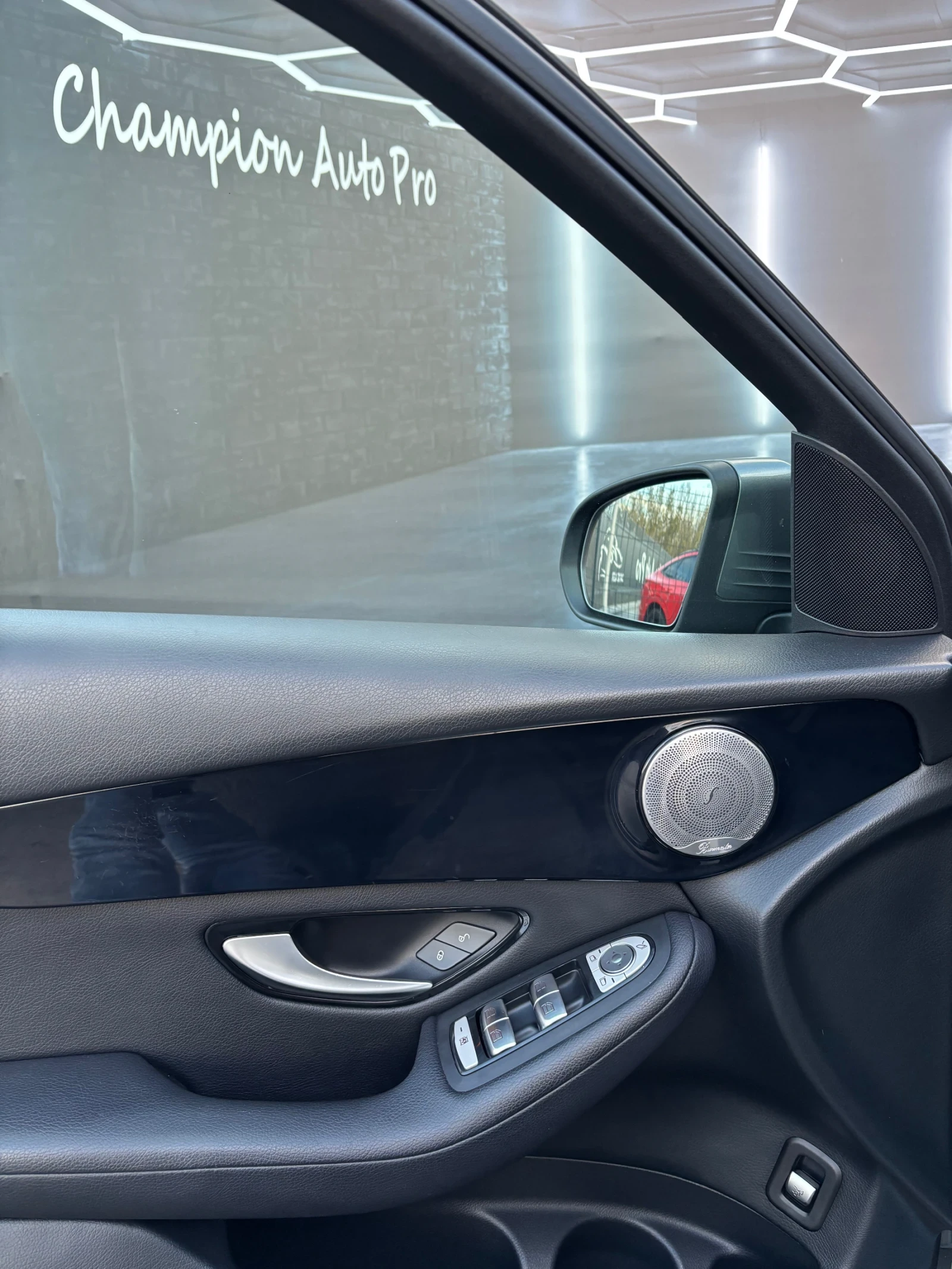 Mercedes-Benz GLC 250 AMG-4MATIC | Mobile.bg   9