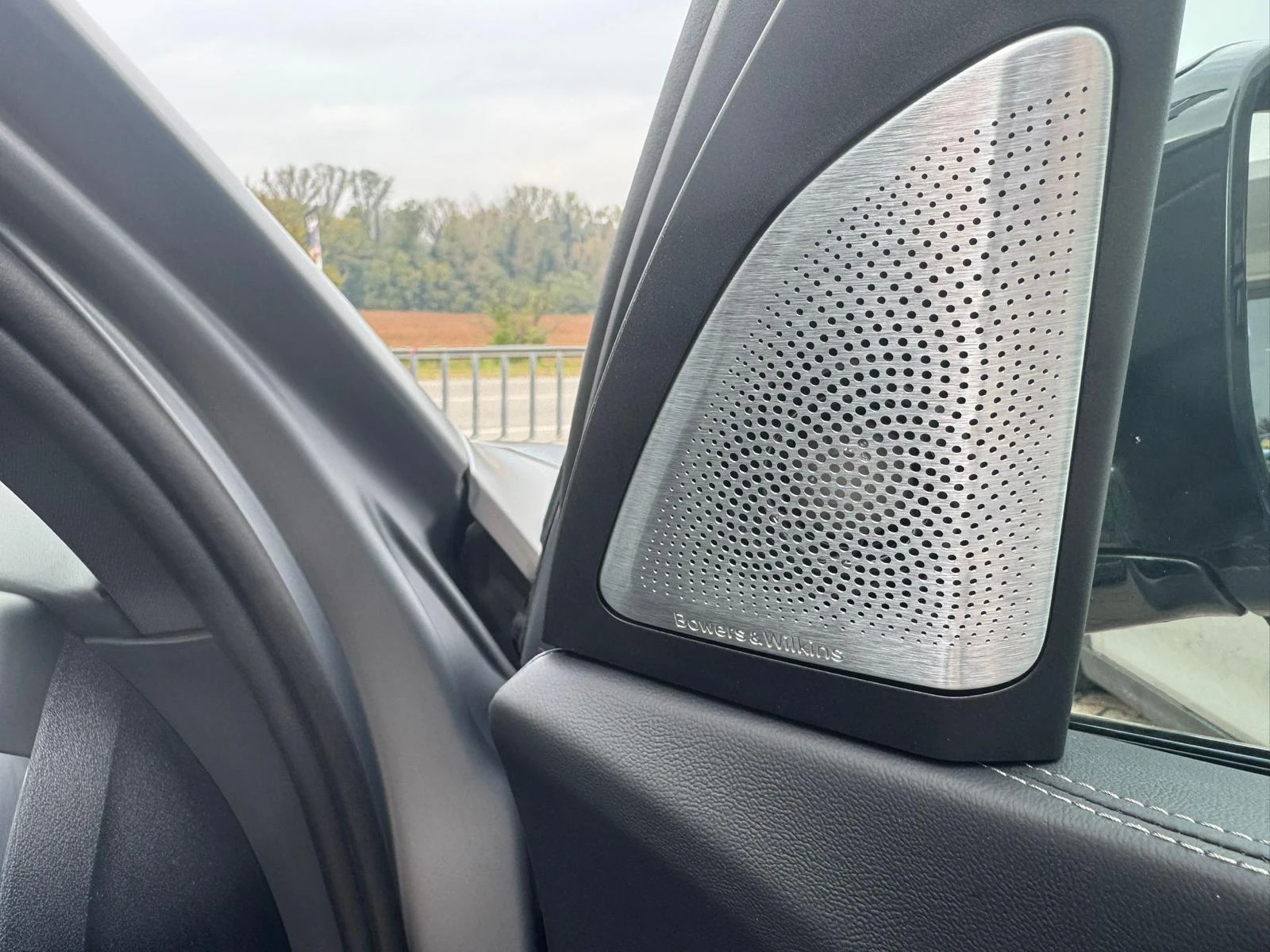 BMW X5 50e xDrive Plug-In Hybrid Exclusive - изображение 9