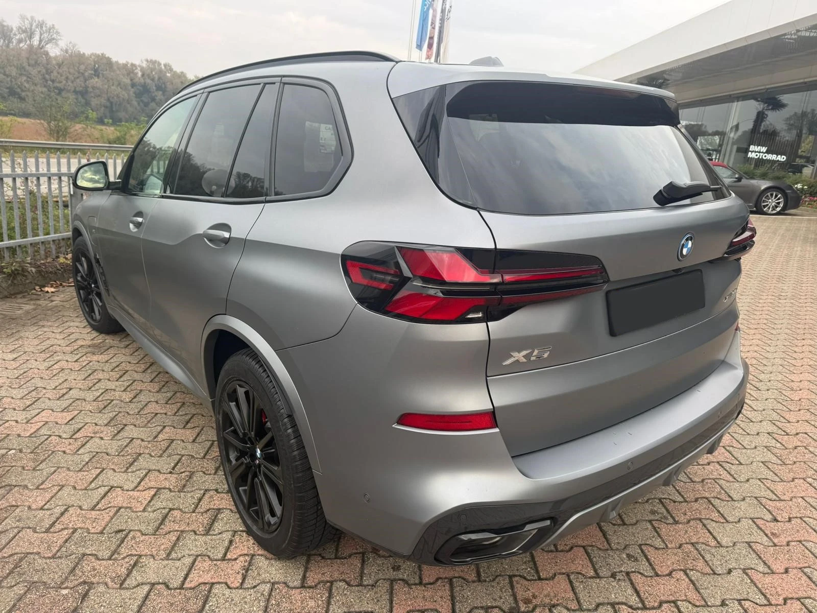 BMW X5 50e xDrive Plug-In Hybrid Exclusive - изображение 4