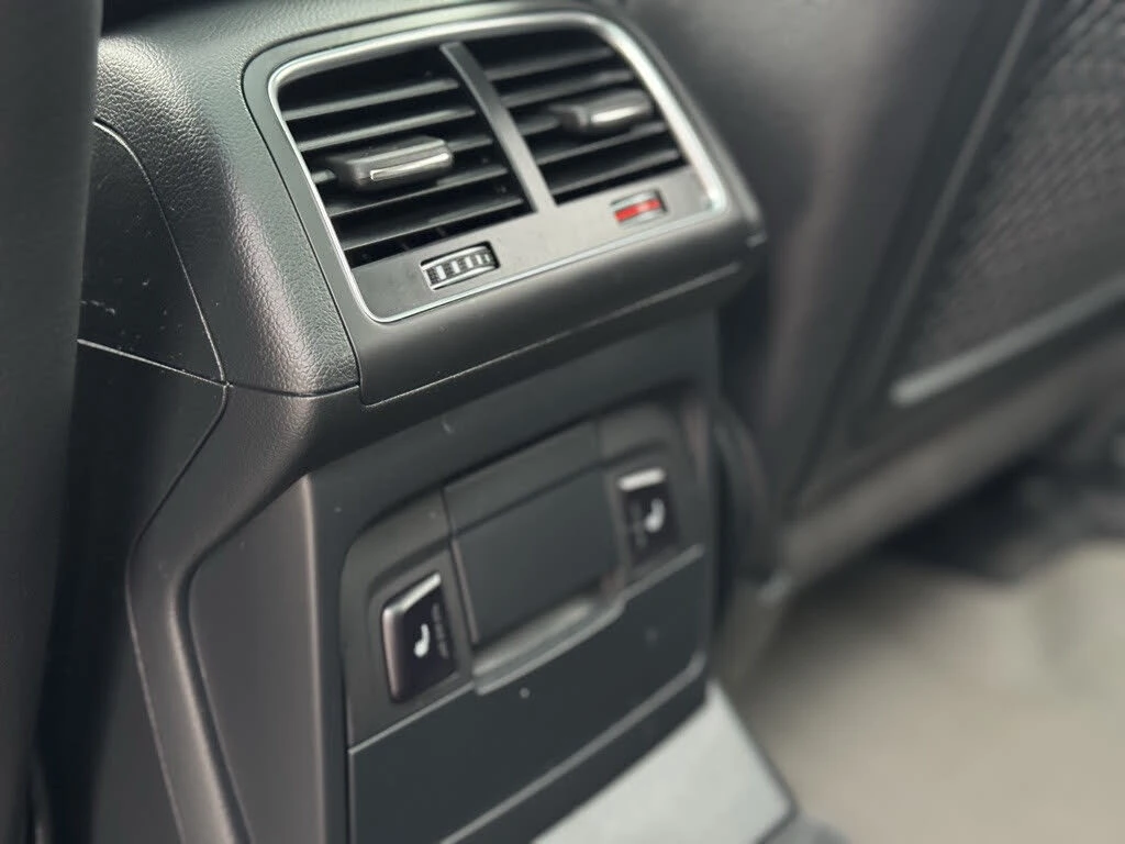 Audi Q5 TECHNIK* ПАМЕТ* 4 ПОДГРЕВА* B&O* ПАНО* МЪРТВА ТОЧ, снимка 11 - Автомобили и джипове - 53967887