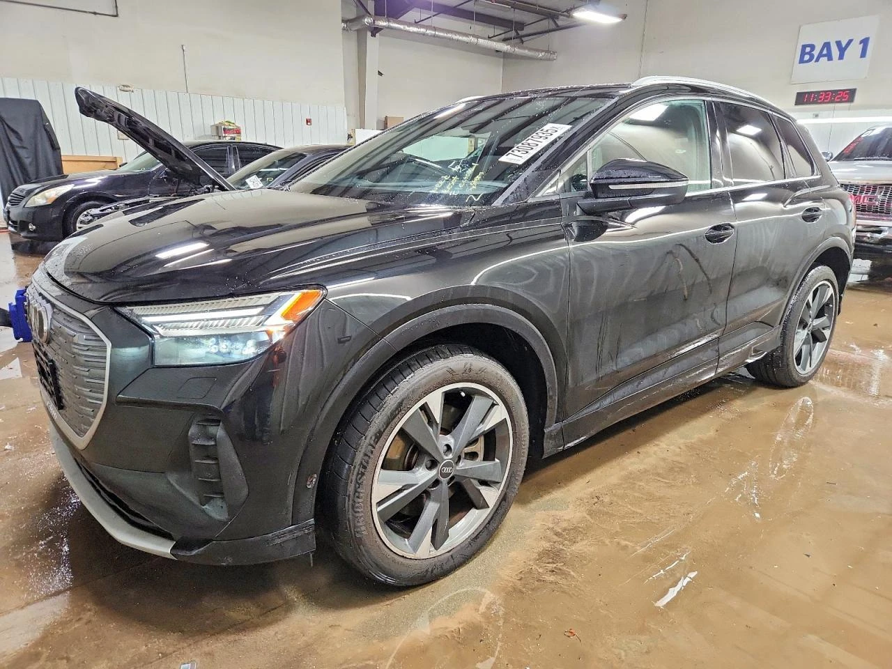 Audi Q4 * AWD* KEYLESS* ПАНОРАМА* ДИГ* ТАБЛО* ПОДГРЕВ* 