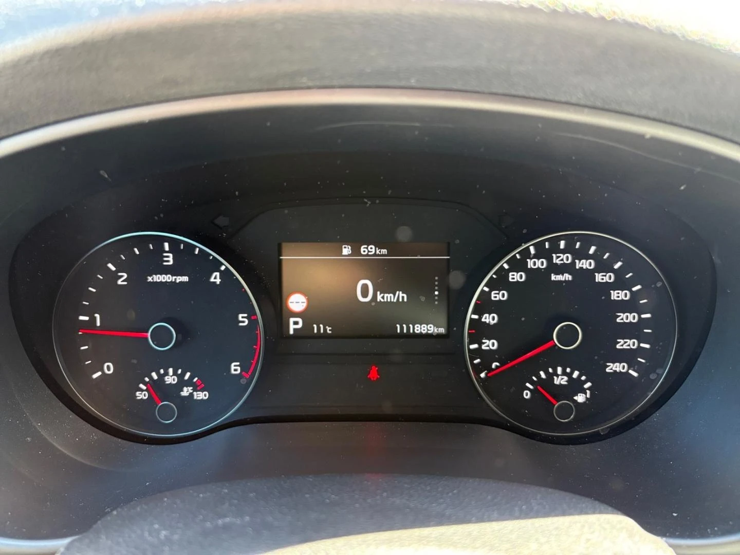 Kia Sportage 4x4 GT-LINE/LED/360/ACC/KEYLESS/TOP, снимка 8 - Автомобили и джипове - 54483260