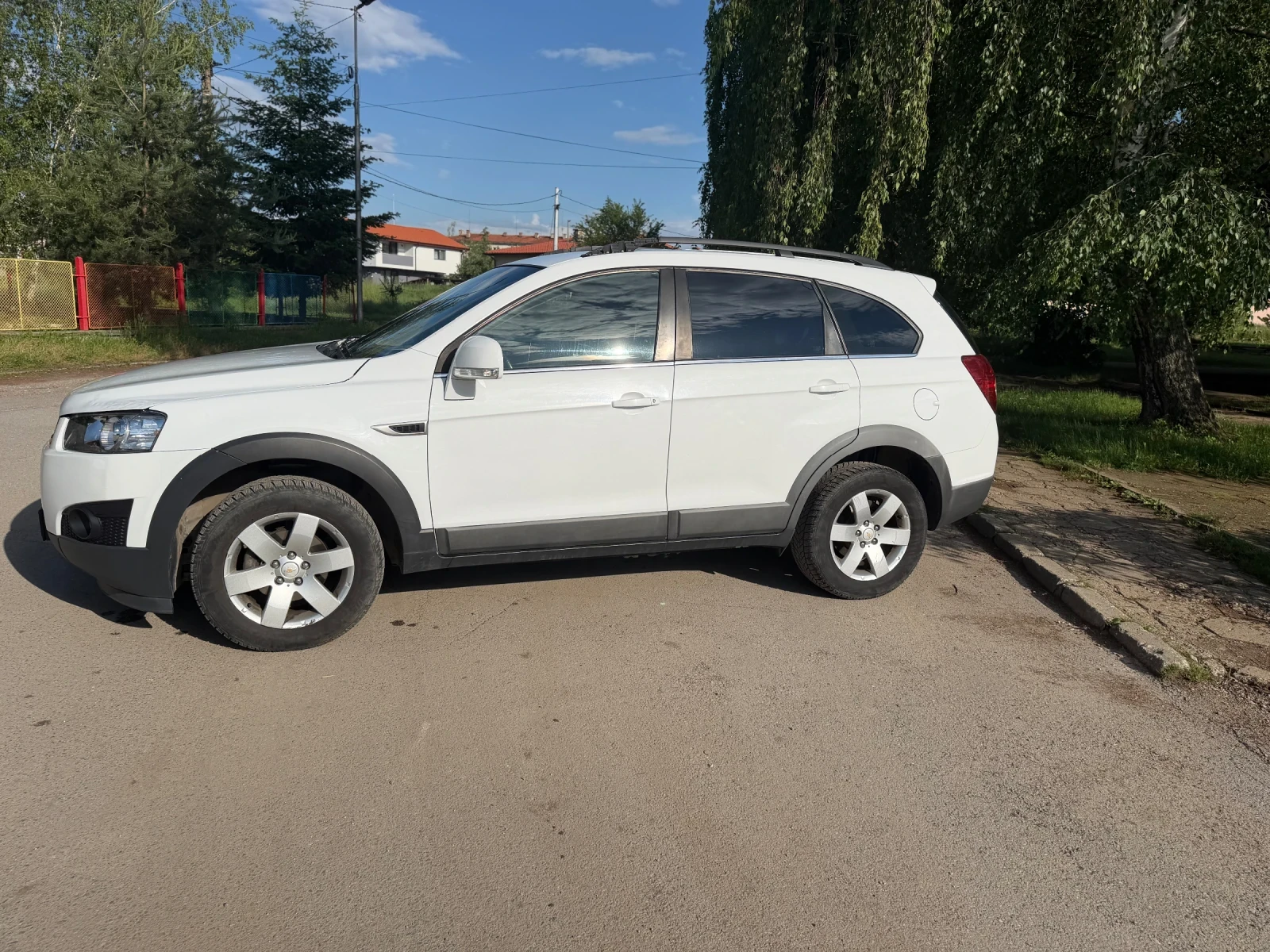 Chevrolet Captiva 7 МЕСТА, снимка 3 - Автомобили и джипове - 54767343