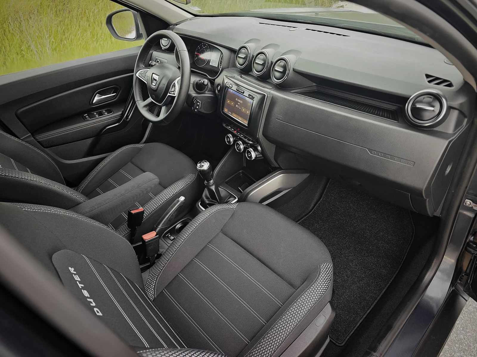 Dacia Duster * 1.5DCI/116ks* EDITION* FULL* , снимка 14 - Автомобили и джипове - 55003769