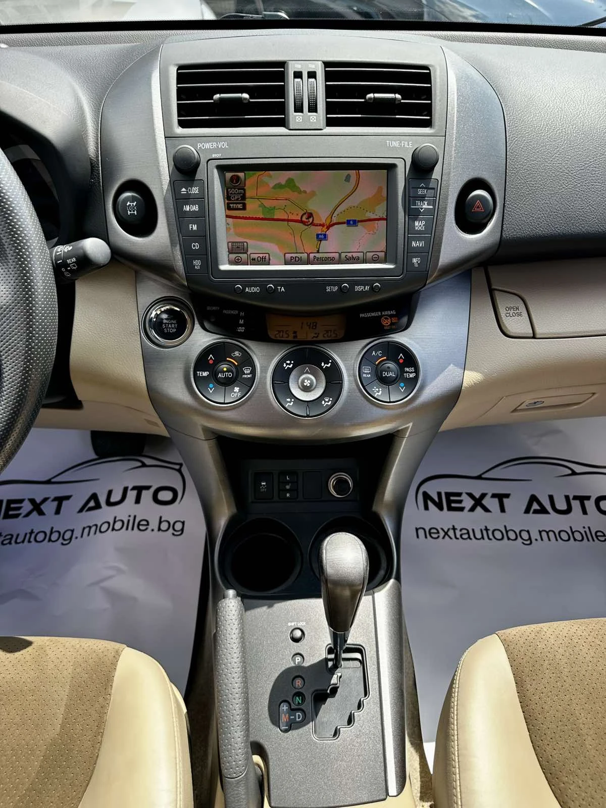 Toyota Rav4 2.0i 158HP KEYLESS AUTOMAT КОЖА НАВИ, снимка 11 - Автомобили и джипове - 55378405