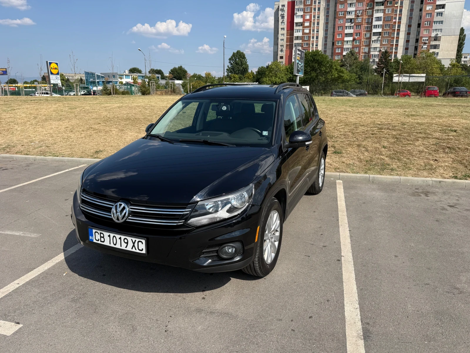 VW Tiguan, снимка 12 - Автомобили и джипове - 55587954