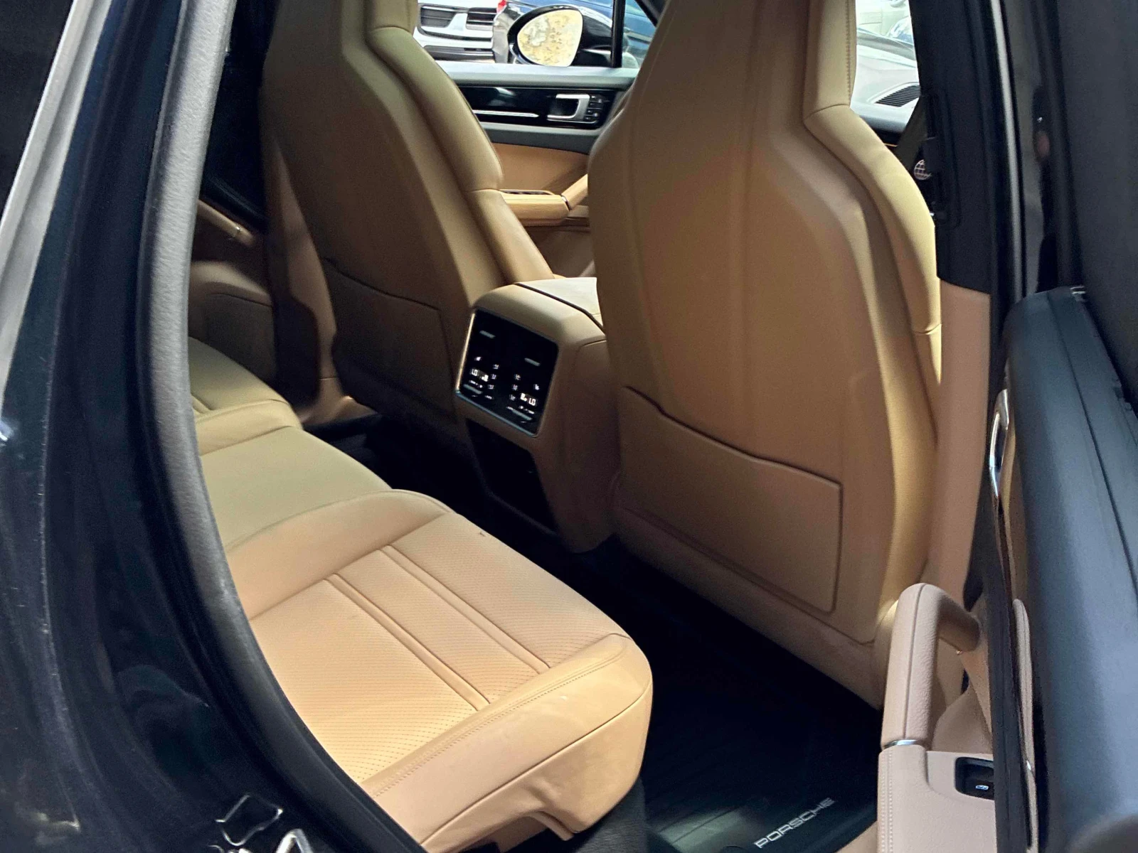 Porsche Cayenne * AWD * CARFAX * ОПЦИЯ ЗА ФИНАНСИРАНЕ , снимка 14 - Автомобили и джипове - 55898587