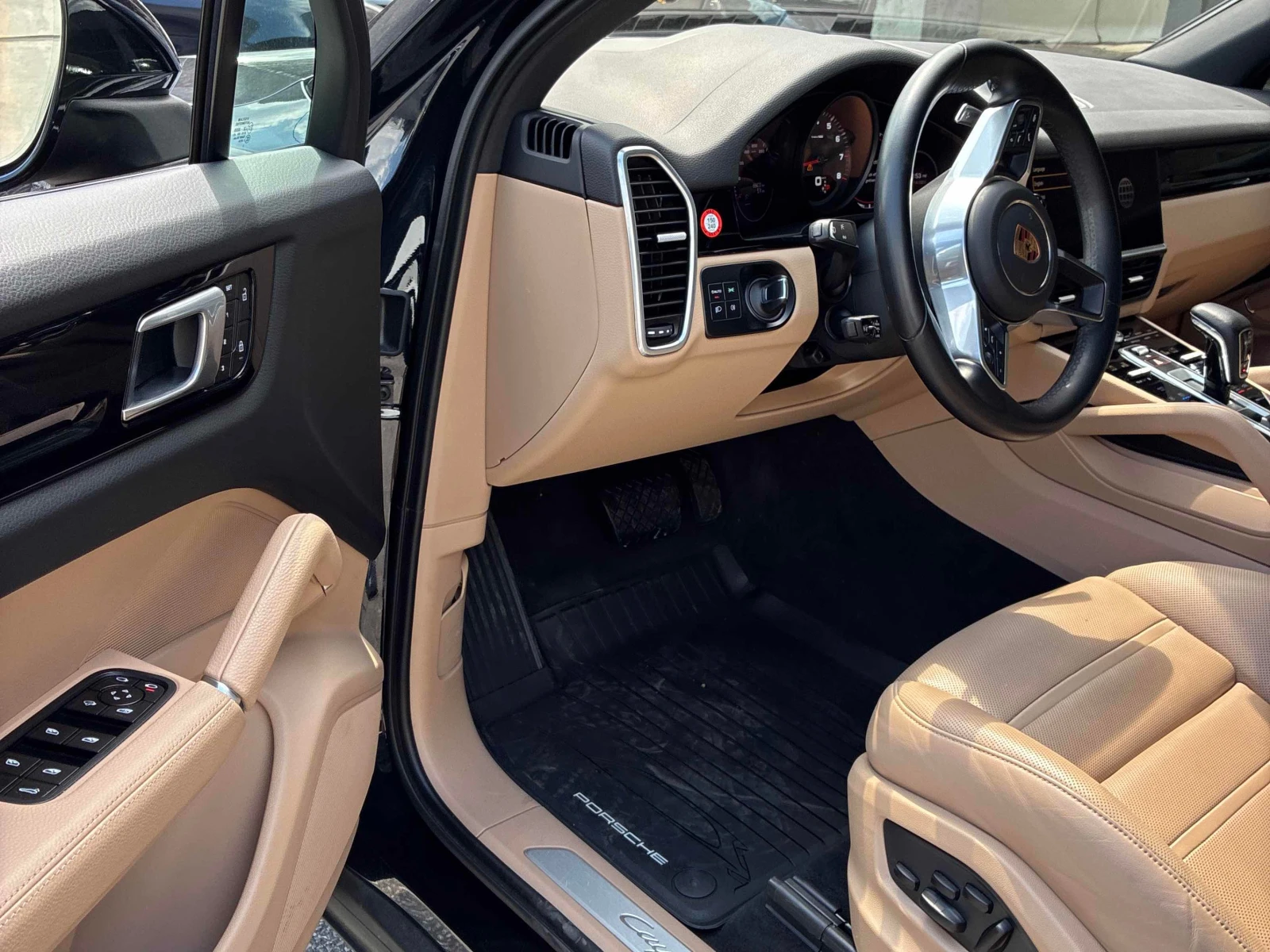 Porsche Cayenne * AWD * CARFAX * ОПЦИЯ ЗА ФИНАНСИРАНЕ , снимка 5 - Автомобили и джипове - 55898587