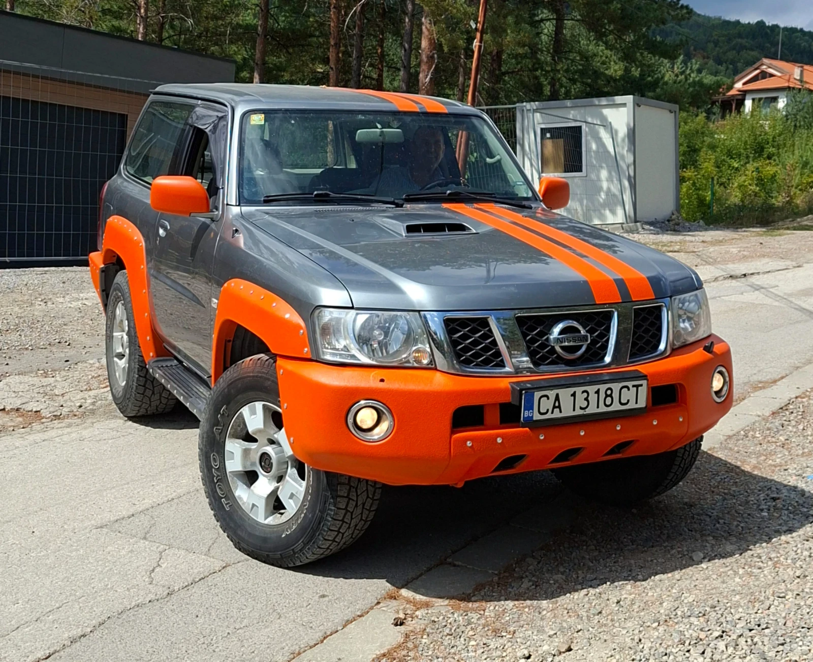 Nissan Patrol 3000, снимка 2 - Автомобили и джипове - 56252209