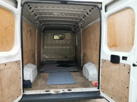 Обява за продажба на Peugeot Boxer 3, 0 Iveco мотор ~24 500 лв. - изображение 5 | Auto.bg Обява за продажба на Peugeot Boxer 3, 0 Iveco мотор ~24 500 лв. - изображение 5