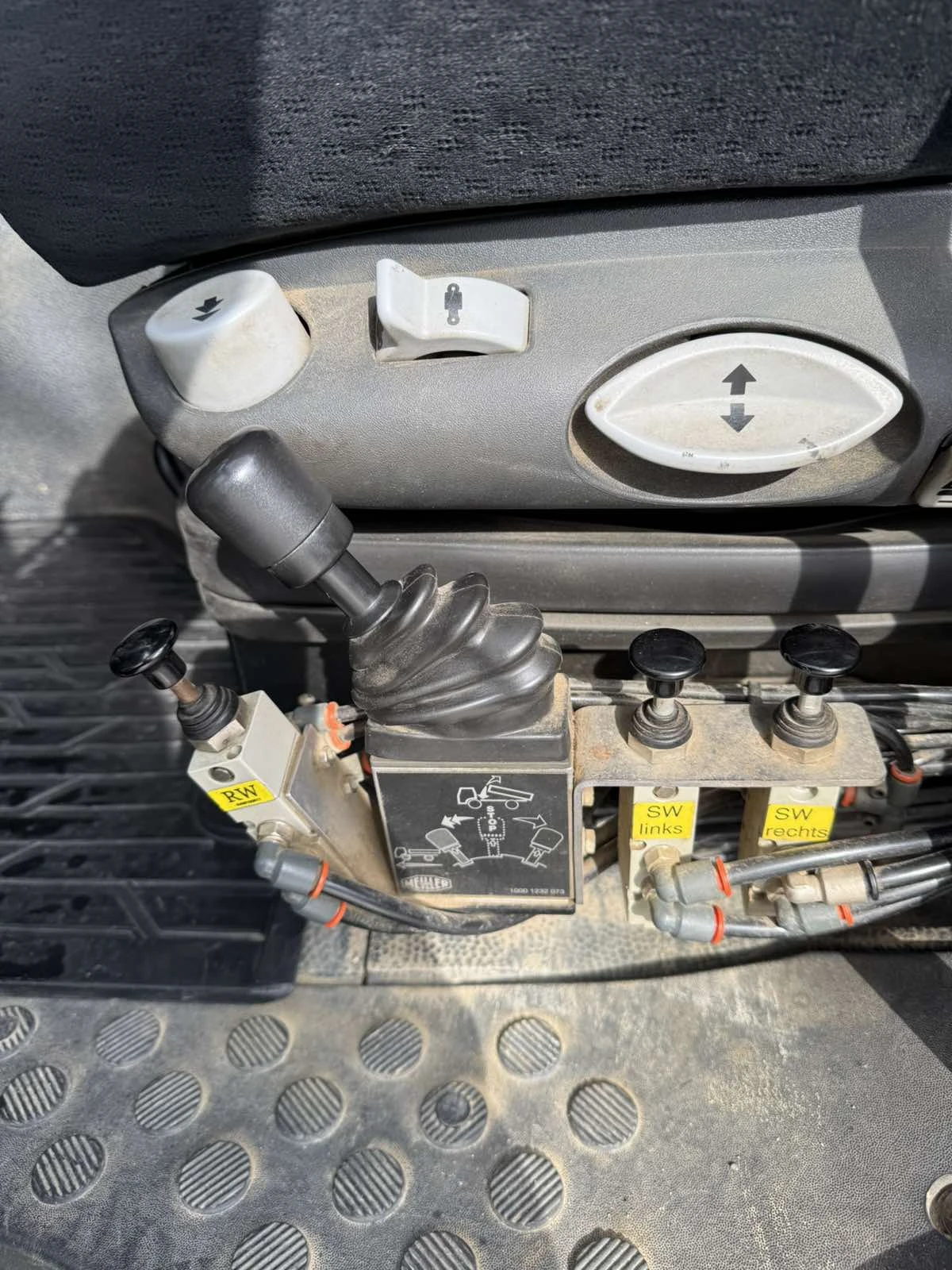 Mercedes-Benz Actros 3544 8x4   | Mobile.bg   14