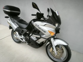 Обява за продажба на Honda Varadero 1000i , 2004 година  ~7 200 лв. - изображение 1