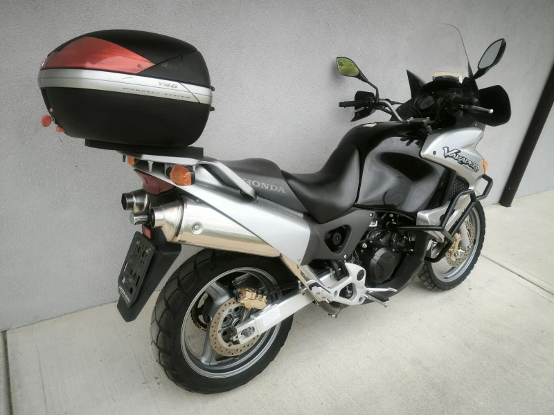 Honda Varadero 1000i , 2004 година, 35.431 км., снимка 3 - Мотоциклети и мототехника - 47585937