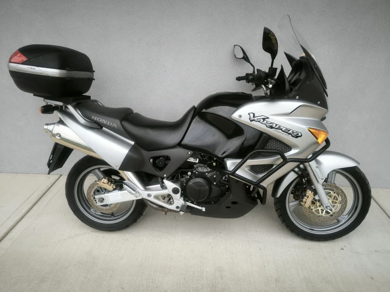 Honda Varadero 1000i , 2004 година, 35.431 км.