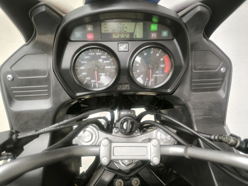 Honda Varadero 1000i , 2004 година, 35.431 км., снимка 6 - Мотоциклети и мототехника - 47585937