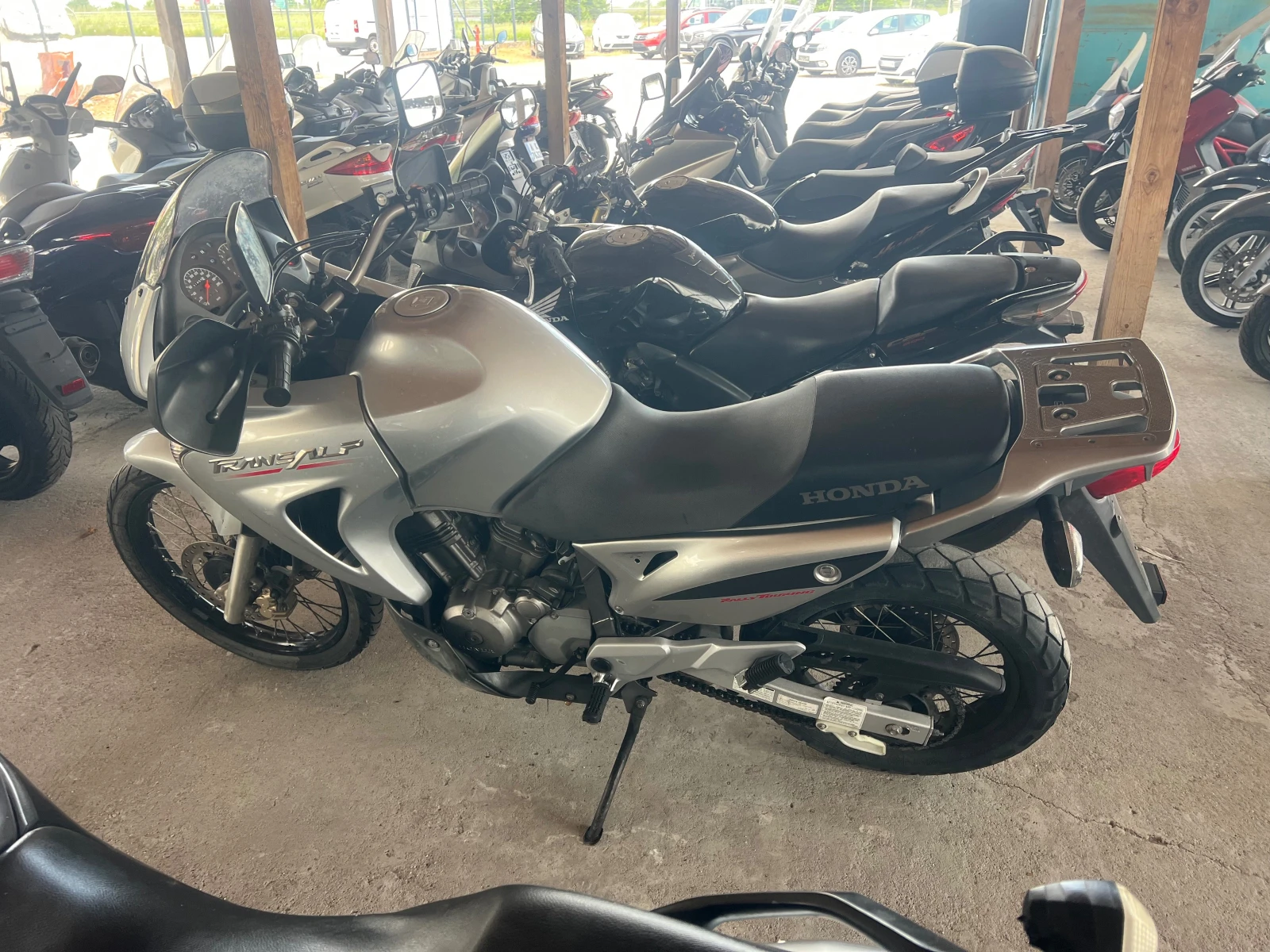 Honda Xlv 650 Lizing, снимка 4 - Мотоциклети и мототехника - 54519579