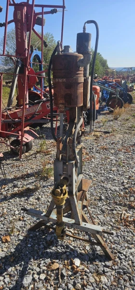 Специализирани машини Машини за дърводобив Цената е за брой-Лебедка и цепачка за дърва, снимка 10