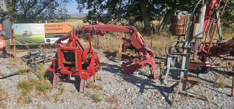 Специализирани машини Машини за дърводобив Цената е за брой-Лебедка и цепачка за дърва, снимка 8 - Селскостопанска техника - 43075718