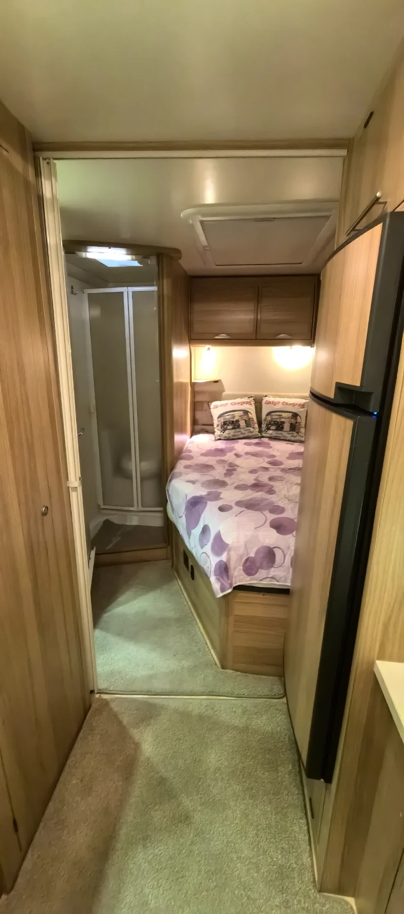 Каравана Bailey Unicorn DIGNITY II, снимка 3 - Каравани и кемпери - 53878606