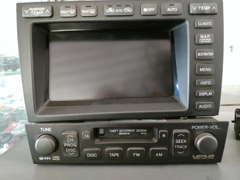 Интериор и аксесоари за Lexus GS