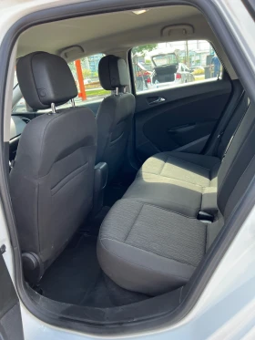 Opel Astra 1.4T LPG, снимка 12