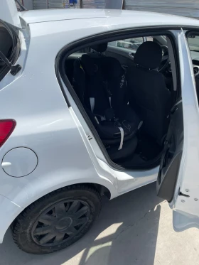 Opel Corsa - 2800 € / 5476.32 лв. - 99845190 8