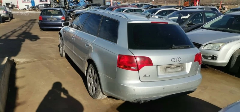 Audi A4 2.0, снимка 2 - Автомобили и джипове - 43883164