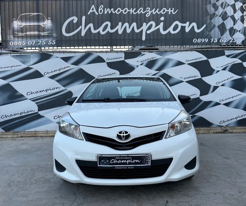 Toyota Yaris 4 цилиндъра, снимка 2 - Автомобили и джипове - 47251855