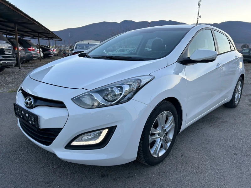 Hyundai I30 1.6 CRDI АВТОМАТИК, снимка 4 - Автомобили и джипове - 47896049