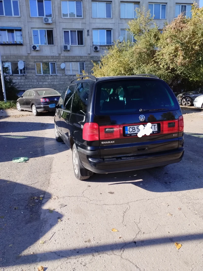 VW Sharan Миниван, снимка 8 - Автомобили и джипове - 48003860