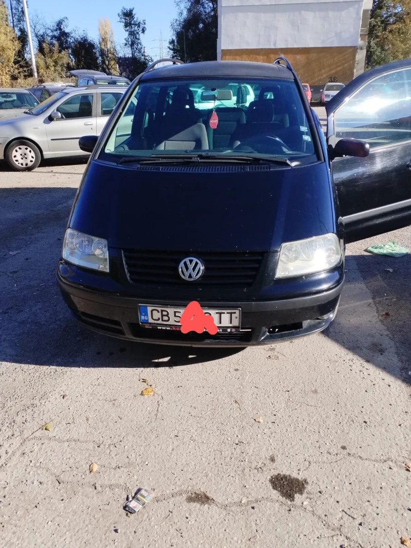 VW Sharan Миниван, снимка 5 - Автомобили и джипове - 48003860