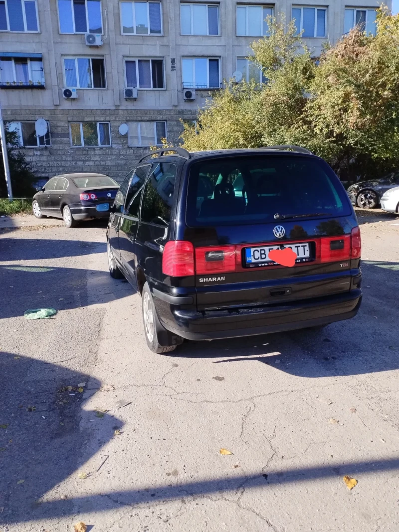 VW Sharan Миниван, снимка 6 - Автомобили и джипове - 48003860