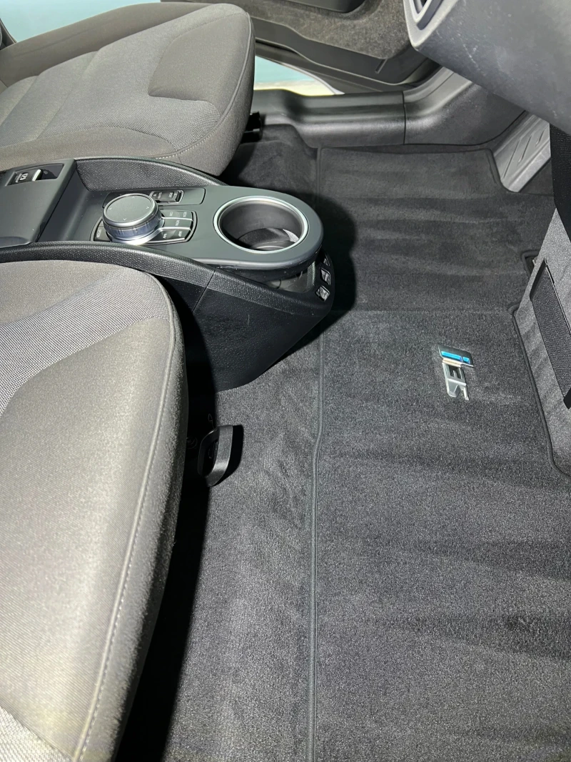 BMW i3 S/ H&K/ AppleCarplay/ 120Ah, снимка 10 - Автомобили и джипове - 49552456