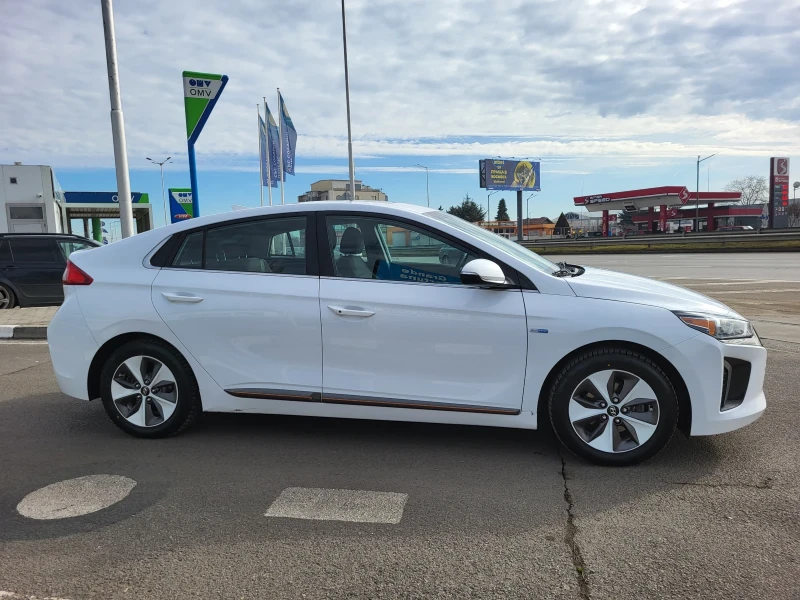 Hyundai Ioniq 28kWh, снимка 4 - Автомобили и джипове - 48847998