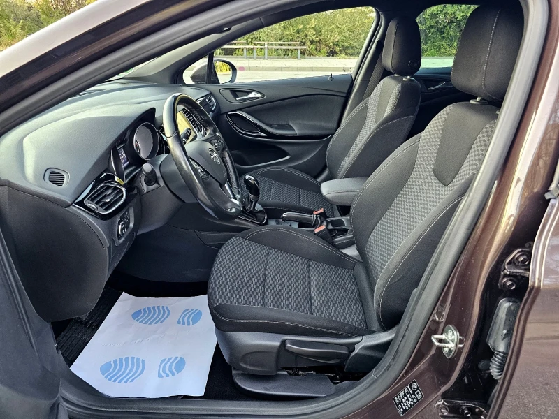 Opel Astra 1.4 Turbo-150к.с, снимка 10 - Автомобили и джипове - 51595086