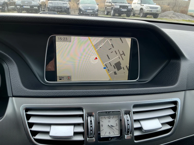 Mercedes-Benz E 250 CDI 4 MATIC AMG, снимка 16 - Автомобили и джипове - 52458014