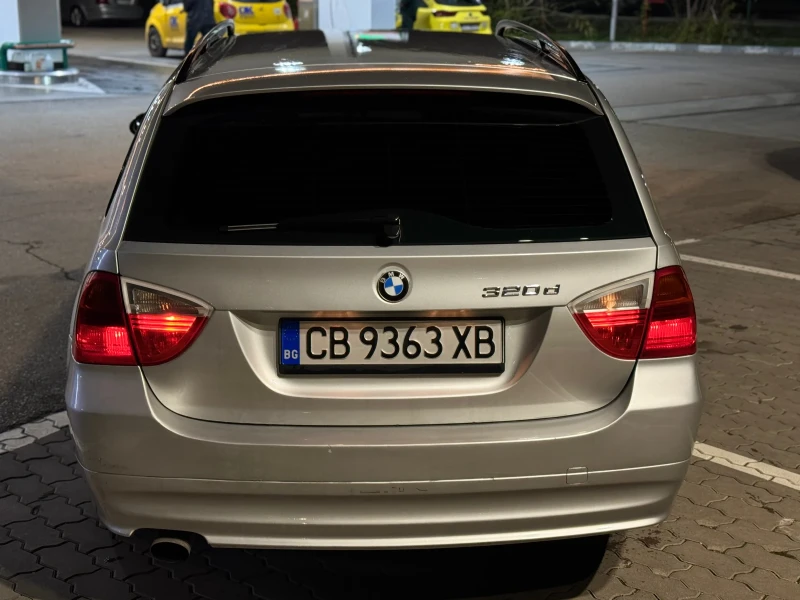 BMW 320 Автоматик, снимка 5 - Автомобили и джипове - 52934156