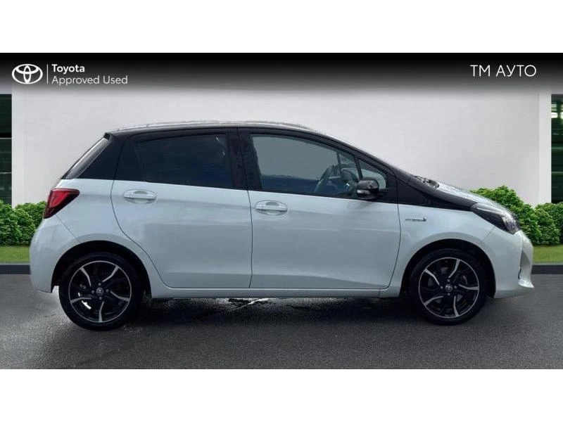 Toyota Yaris 1.5 HSD STYLE, снимка 17 - Автомобили и джипове - 53076022