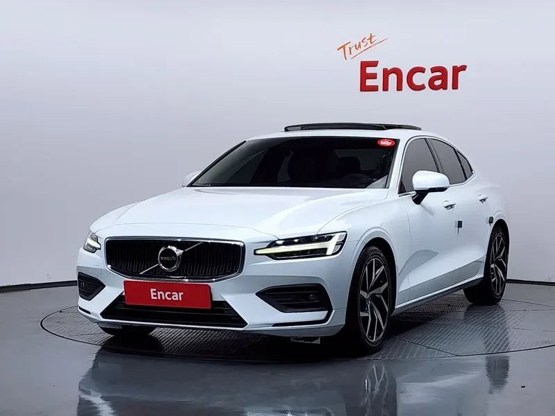 Volvo S60 T5 MOMENTUM