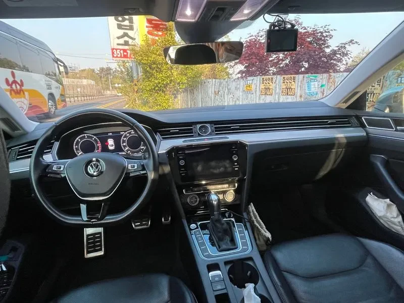 VW Arteon 2.0 Tdi Premium, снимка 7 - Автомобили и джипове - 55785255