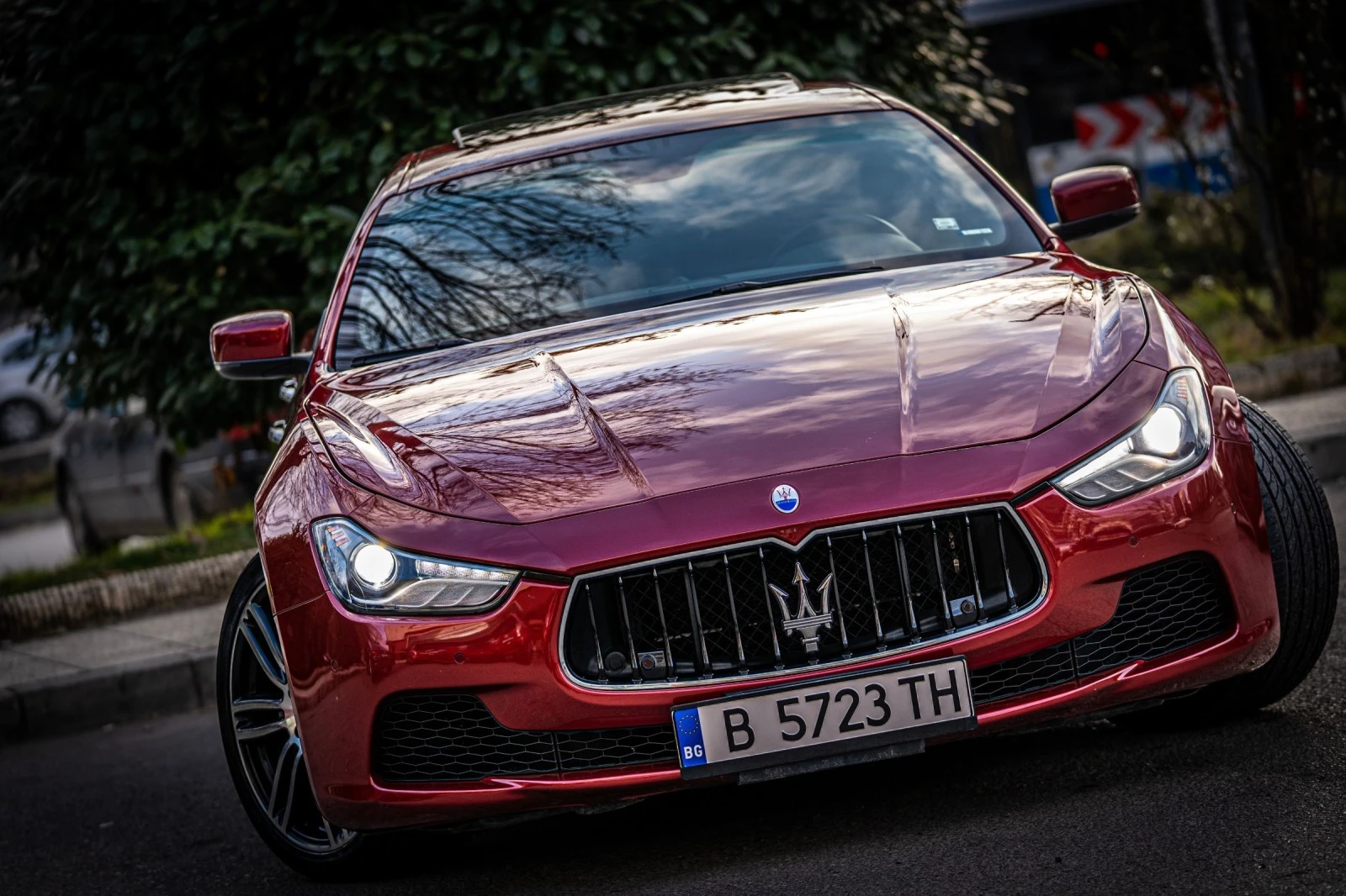 Maserati Ghibli 500кс* BI-TURBO* 4x4* ПЕРФЕКТЕН - изображение 2