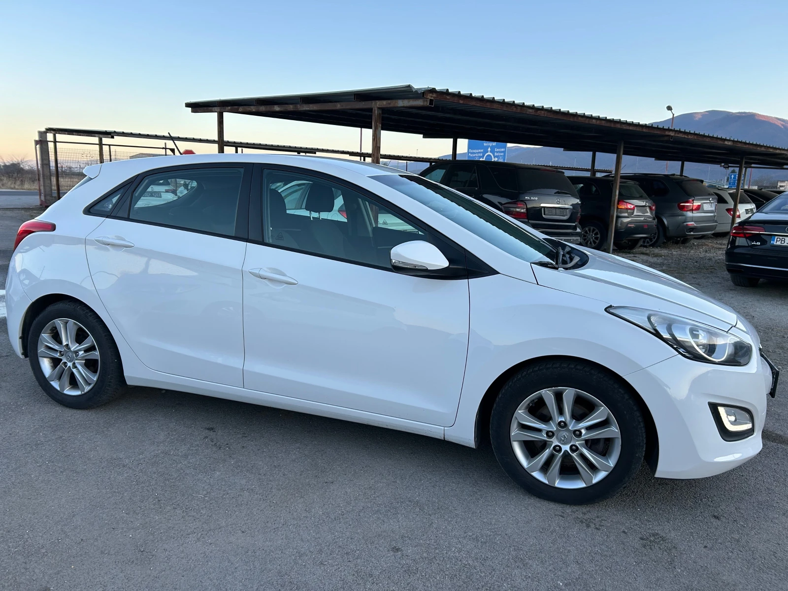 Hyundai I30 1.6 CRDI АВТОМАТИК - изображение 6