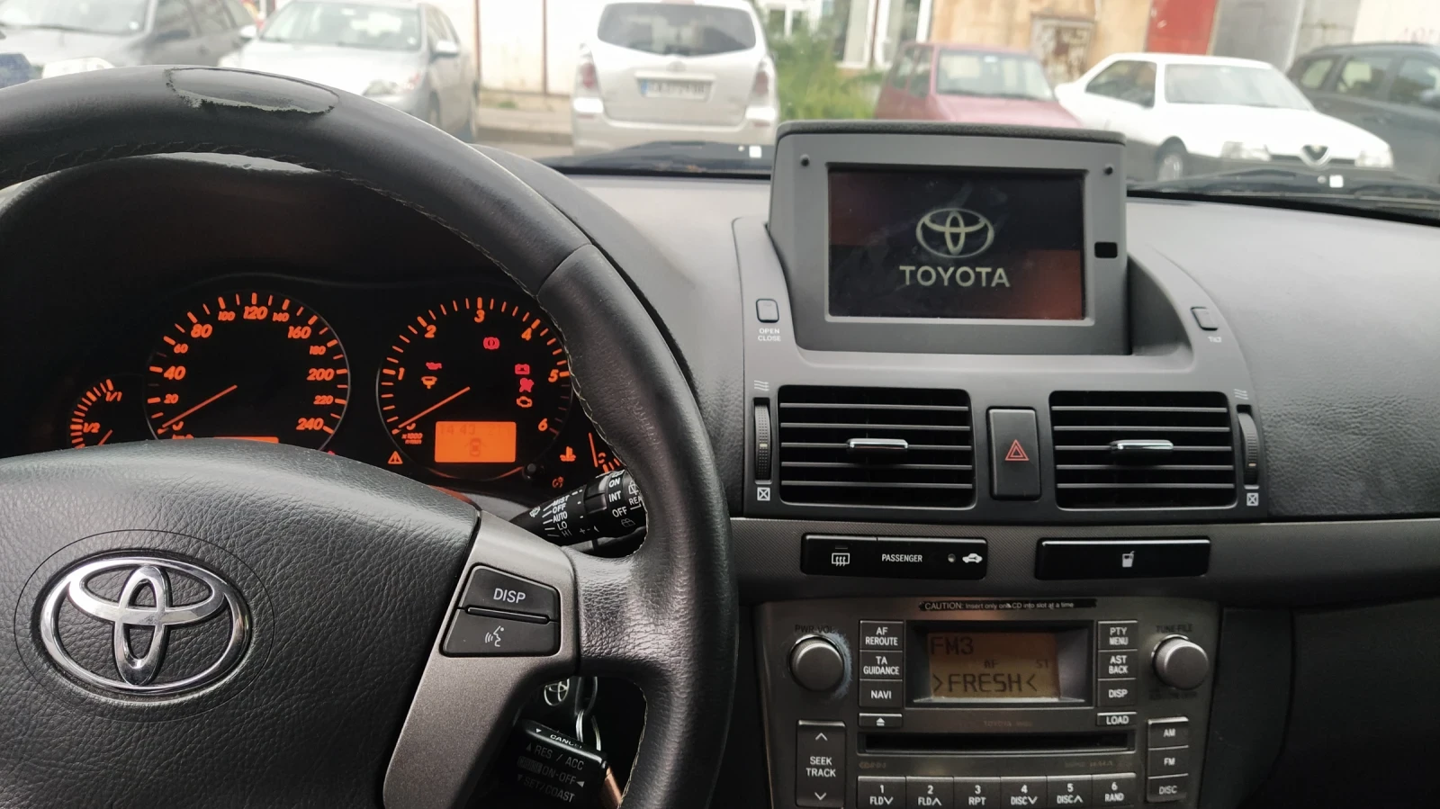 Toyota Avensis  - изображение 9