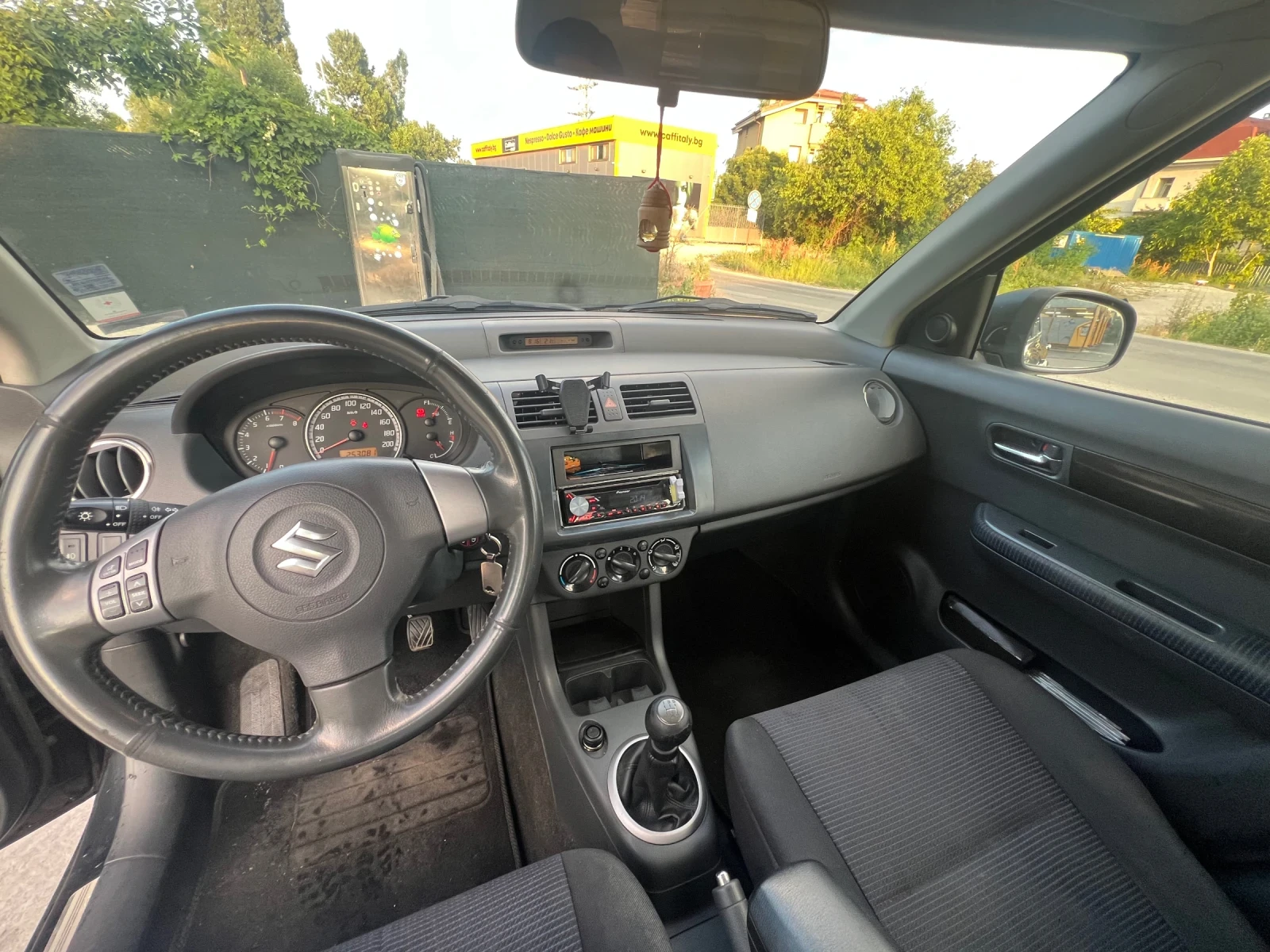 Suzuki Swift | Mobile.bg � ����������� 12
