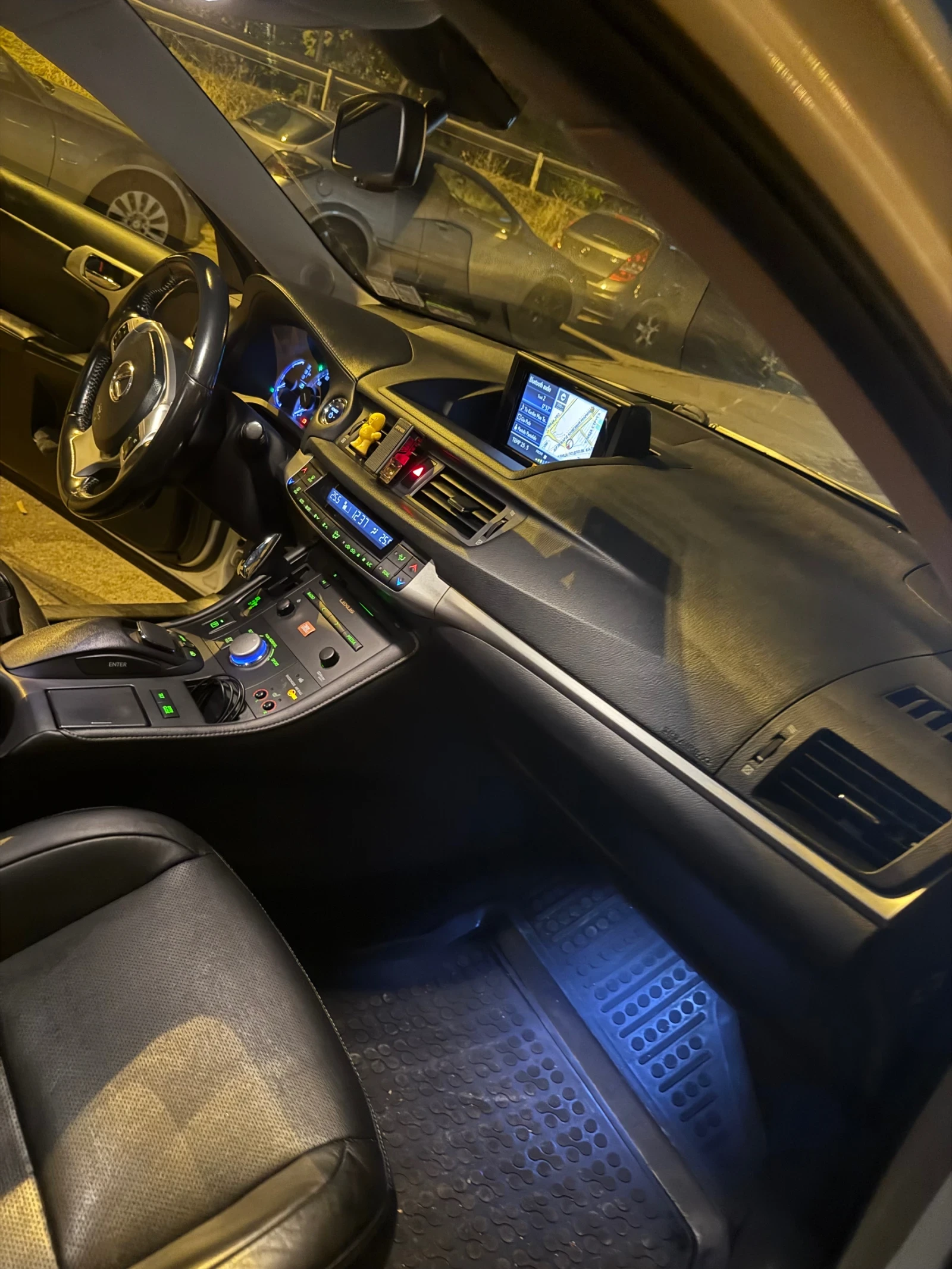 Lexus CT 200h  | Mobile.bg   11