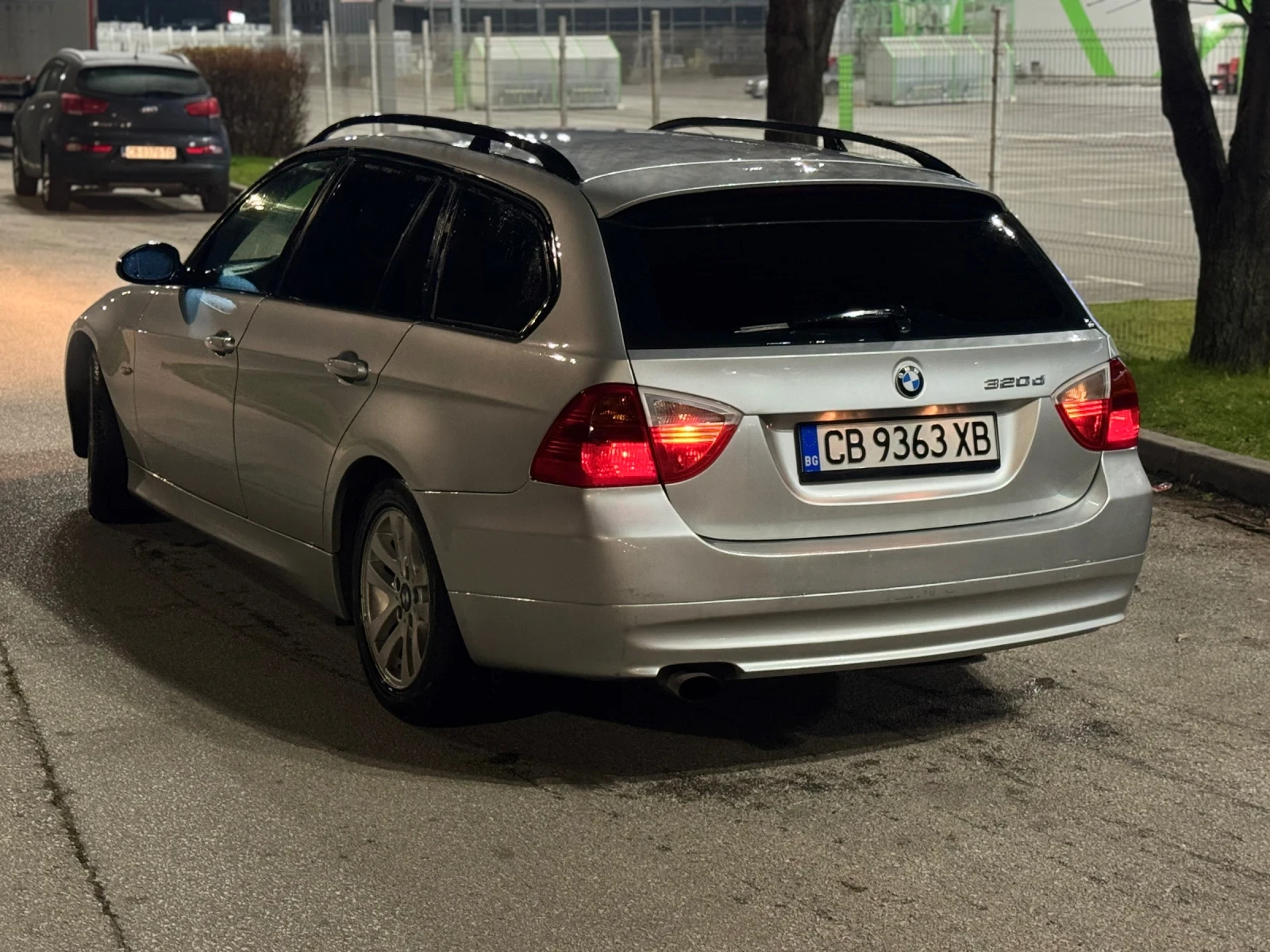 BMW 320 Автоматик - изображение 2