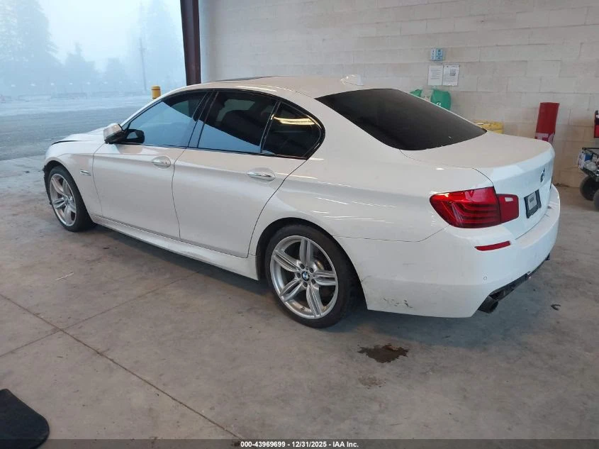 BMW 535 I * M-Package* * HeadUp* AвтоКредит* (ЦЕНА ДО БГ) - изображение 6