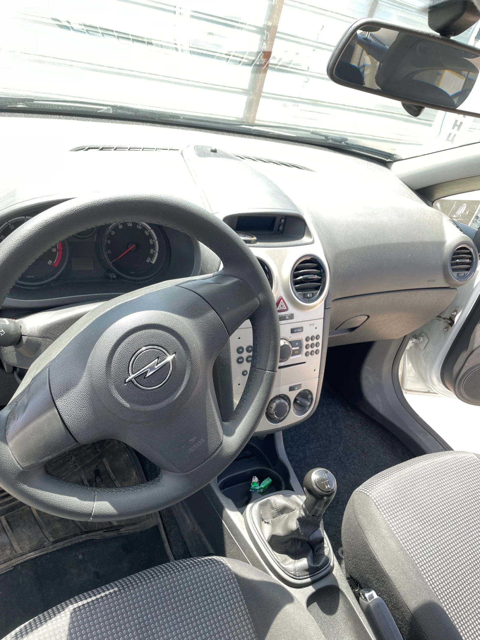 Opel Corsa  - изображение 5