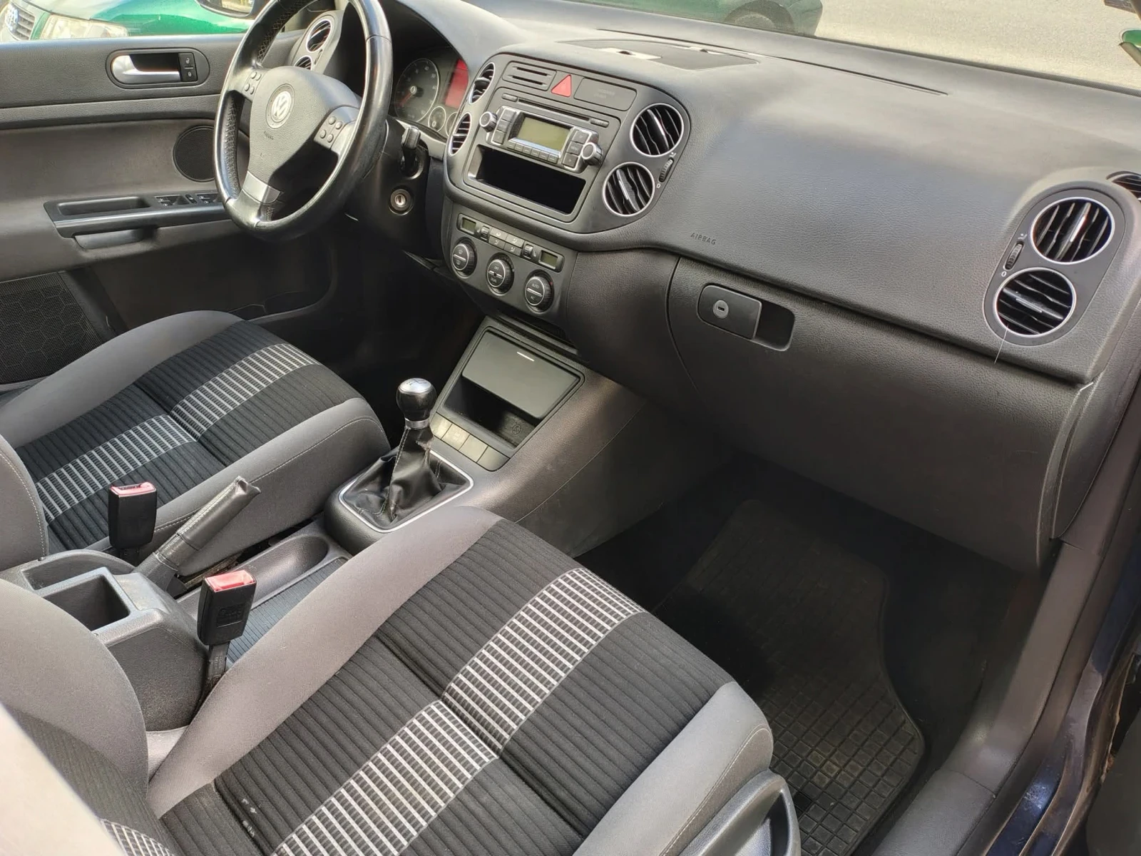 VW Golf Plus 1.4 бензин  - изображение 7