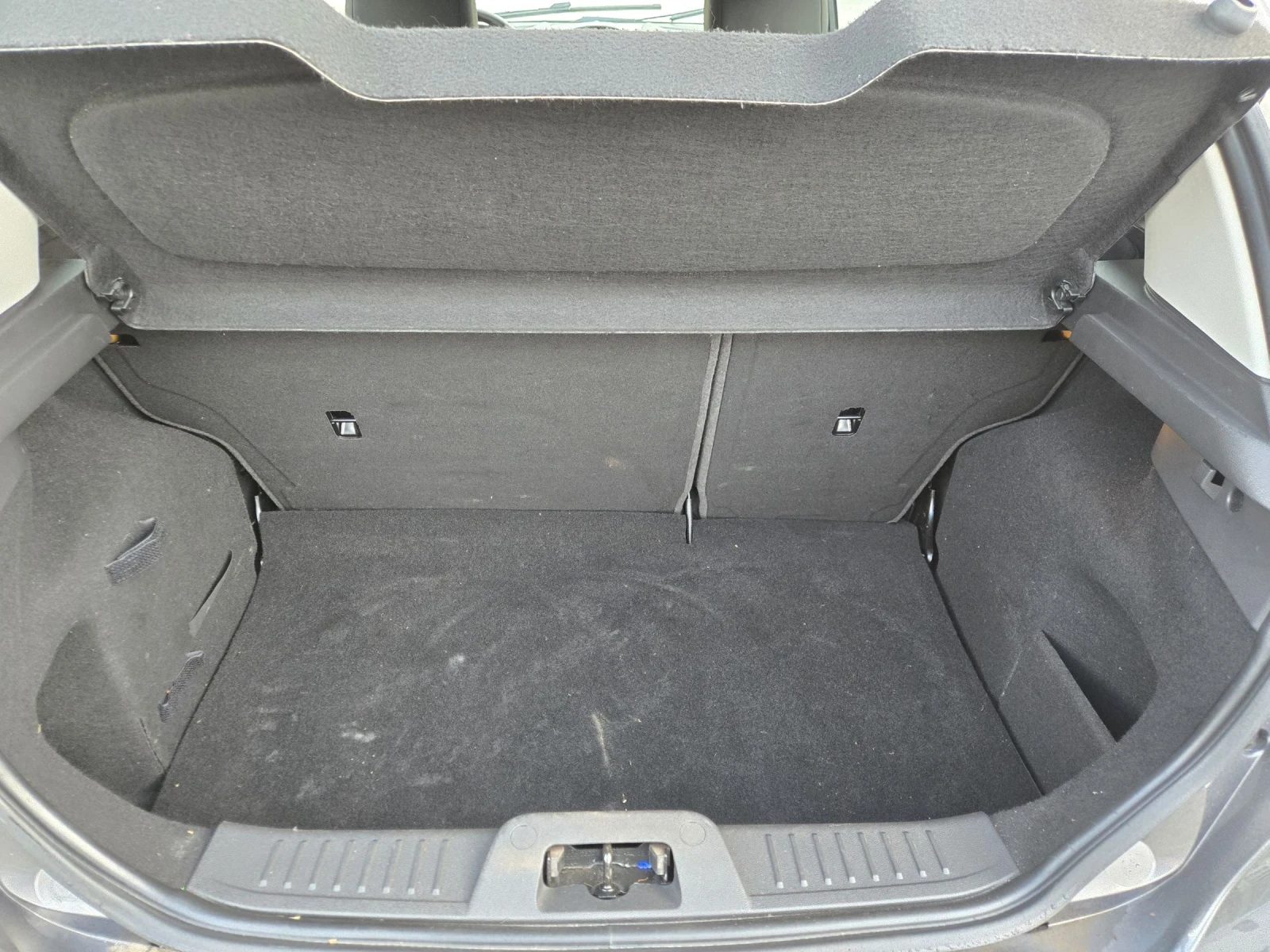 Ford Fiesta 1.4i-95кс= ФАБРИЧНА ГАЗ= EURO 6B, снимка 10 - Автомобили и джипове - 53804441